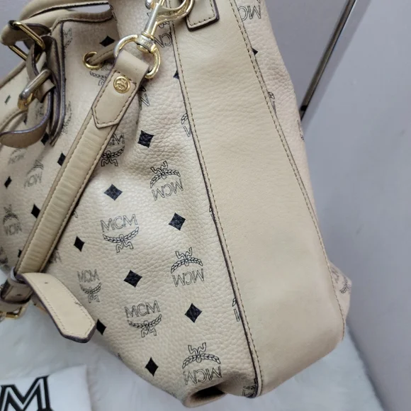 MCM Women's Beige Tote Bag - Picture 2 of 16